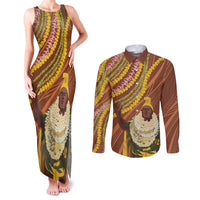 Hawaii King Kamehameha Couples Matching Tank Maxi Dress and Long Sleeve Button Shirt Hawaiian Kakau Pattern With Leis