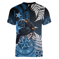 New Zealand Huia Bird Women V-Neck T-Shirt Aotearoa Maori Pattern