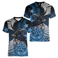 New Zealand Huia Bird Women V-Neck T-Shirt Aotearoa Maori Pattern