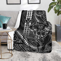 Hawaii Ikaika Warrior Helmet Blanket Black Tribal Tattoo