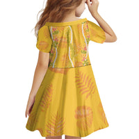 Hawaii Maile Lei Kid Short Sleeve Dress With Yellow Monstera Pattern