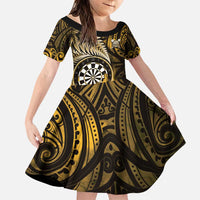 Personalised New Zealand Darts Family Matching Puletasi and Hawaiian Shirt Maori Koru Dartboard Gold Flame LT05 Daughter's Dress Gold - Polynesian Pride