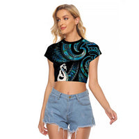 New Zealand Aotearoa Raglan Cropped T Shirt Maori Manaia Paua Shell Glitter Turquoise