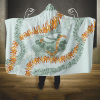 Hawaii Kaho'olawe Island Flowers Lei Hooded Blanket Silver Hinahina Kū Kahakai