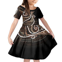 Samoa Siapo Classic Motif Family Matching Off The Shoulder Long Sleeve Dress and Hawaiian Shirt Manuia le tutoatasi o Samoa Independence Black Style LT7 Daughter's Dress Black - Polynesian Pride