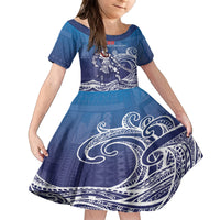 Samoa Manuia le Aso Tuto'atasi Siapo Motif Family Matching Off The Shoulder Long Sleeve Dress and Hawaiian Shirt Warrior with Nifo Oti LT7 Daughter's Dress Blue - Polynesian Pride