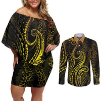 Polynesia Plumeria Lei Couples Matching Off Shoulder Short Dress and Long Sleeve Button Shirt Black Gold Curves Motif