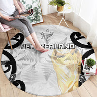 New Zealand WC2026 White Round Carpet Silver Fern