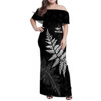New Zealand Lawn Bowls Personalized Family Matching Off Shoulder Maxi Dress and Hawaiian Shirt Wrap-Around Silver Fern LT7 Mom's Dress Black - Polynesian Pride