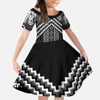 Maori Tukutuku Taniko Motifs Family Matching Short Sleeve Bodycon Dress and Hawaiian Shirt Black Poutama Mix Kowhaiwhai LT7 Daughter's Dress Black - Polynesian Pride