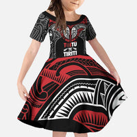 Aotearoa Maori Personalized Family Matching Tank Maxi Dress and Hawaiian Shirt Toitu Te Tiriti Ake! Ake! Ake! LT7 Daughter's Dress Black - Polynesian Pride