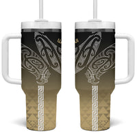 Aotearoa Maori Iwi Heritage Tumbler With Handle Waikato Tainui Parauri LT7 One Size: 40 oz Earth Gold - Polynesian Pride
