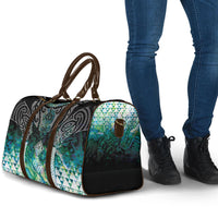 Aotearoa Maori Iwi Heritage Travel Bag Ngati Kahungunu Paua Shell Turquoise LT7 - Polynesian Pride