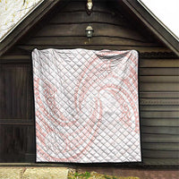 White Sunday Lotu Tamaiti Quilt Polynesian Wave Pastel Blush - Polynesian Pride