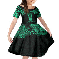 Personalised New Zealand Te Reo Maori Family Matching Long Sleeve Bodycon Dress and Hawaiian Shirt Kia Kaha Maori Language Week Green Style LT9 Daughter's Dress Green - Polynesian Pride