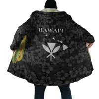 Hawaii Lei Kamehameha Cloak Ele'ele Seamless Pattern Hibiscus Flower