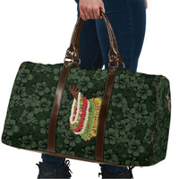 Hawaii Lei Kamehameha Travel Bag Oma'oma'o Seamless Pattern Hibiscus Flower