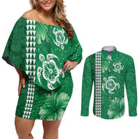 Green Hibiscus Turle Couples Matching Off Shoulder Short Dress and Long Sleeve Button Shirt Hawaiian Style Tribal Tapa Pattern