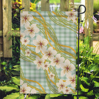 Liko Kukui Hawai'i Palaka Plumeria Garden Flag Puakenikeni and Maile Lei