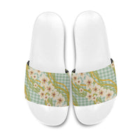 Liko Kukui Hawai'i Palaka Plumeria Slide Sandals Puakenikeni and Maile Lei