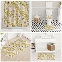 Melemele Ahiahia Hawai'i Palaka Plumeria Bathroom Set Puakenikeni and Maile Lei