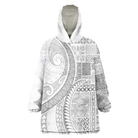Samoa Siapo White Sunday Wearable Blanket Hoodie Lotu Tamaiti Polynesian White Pattern - Polynesian Pride