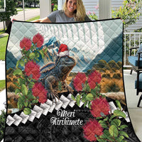 Meri Kirihimete Tuatara Quilt New Zealand Fern with Puhutukawa Flowers LT9 Green - Polynesian Pride