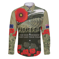 ANZAC Day We Remember Family Matching Puletasi and Hawaiian Shirt Maori Silver Fern Camouflage Motif LT9 Dad's Shirt - Long Sleeve Green - Polynesian Pride