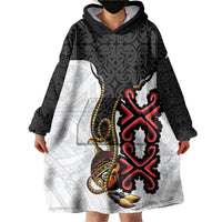 Personalised Papua New Guinea Oro Necklace Wearable Blanket Hoodie Black Melanesia Traditional Pattern LT9 - Polynesian Pride