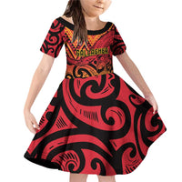 New Zealand Rangatira Custom Family Matching Off Shoulder Short Dress and Hawaiian Shirt Red and Gold Niho Taniwha Maori Tribal LT9 Daughter's Dress Gold - Polynesian Pride