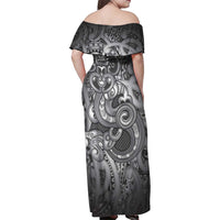 Aotearoa Maori Hei Tiki Family Matching Off Shoulder Maxi Dress and Hawaiian Shirt Kiwikiwi Kowhaiwhai Puhoro Motif LT9 - Polynesian Pride