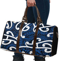 Aotearoa Maori Kowhaiwhai Travel Bag Kikorangi Puhoro and Patiki