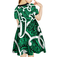 Aotearoa Maori Kowhaiwhai Kid Short Sleeve Dress Kakariki Puhoro and Patiki