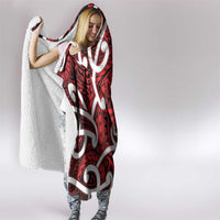 Aotearoa Maori Kowhaiwhai Hooded Blanket Whero Puhoro and Patiki
