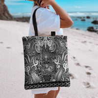 New Zealand Taiaha Maori Tote Bag Kiwikiwi Minimalist Silver Fern Tukutuku Motif LT9 - Polynesian Pride