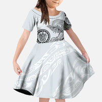 Polynesian Manta Ray Family Matching Long Sleeve Bodycon Dress and Hawaiian Shirt Gray Floral Turtle Tattoo LT9 Daughter's Dress Gray - Polynesian Pride