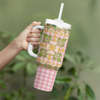 Squares Puakenikeni and Kalo Tumbler With Handle Pink Palaka Hawaiian Quilt Pattern - Polynesian Pride