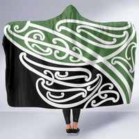 Green Fern New Zealand Kowhai Ngutukak Hooded Blanket - Polynesian Pride