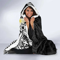 Alo Chiefdom Wallis and Futuna Personalized Hooded Blanket Frangipani Flowers Polynesian Pattern LT9 - Polynesian Pride