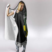 Alo Chiefdom Wallis and Futuna Personalized Hooded Blanket Frangipani Flowers Polynesian Pattern LT9 - Polynesian Pride