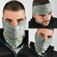 Mele Kalikimaka Hawaii Christmas Neck Gaiter Omaomao Seamless Floral Motif - Polynesian Pride
