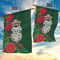 Maori Wheku Meri Kirihimete Personalised Garden Flag All Green Indigenous Maori Motif - Polynesian Pride