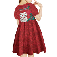 Maori Wheku Meri Kirihimete Personalised Kid Short Sleeve Dress All Red Indigenous Maori Motif - Polynesian Pride