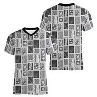 Vintage Aloha Block Quilt Women V-Neck T-Shirt Black Inspired Lei Motifs - Polynesian Pride
