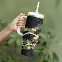 Puakenikeni Anthurium Pikake Lei Tumbler With Handle Hawaiian Quilt Pattern