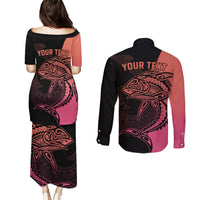 Personalised Polynesia Fishing Couples Matching Puletasi Dress and Long Sleeve Button Shirts With Maori Hei Matau Fish Hook Pink Art LT9 - Polynesian Pride