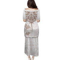 New Zealand Manta Ray Tattoo Family Matching Puletasi and Hawaiian Shirt Aotearoa Maori Haehae Beige - Polynesian Pride