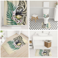 Endemic Tomtit New Zealand Bathroom Set Miromiro Manuka Silver Fern Maori Pattern