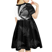 New Zealand Silver Fern Curling Personalised Kid Short Sleeve Dress Aotearoa Kiwi Ponga Black White Version - Polynesian Pride