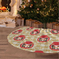 Japanese Daruma Doll Tree Skirt Palaka With Seamless Bamboo Pattern